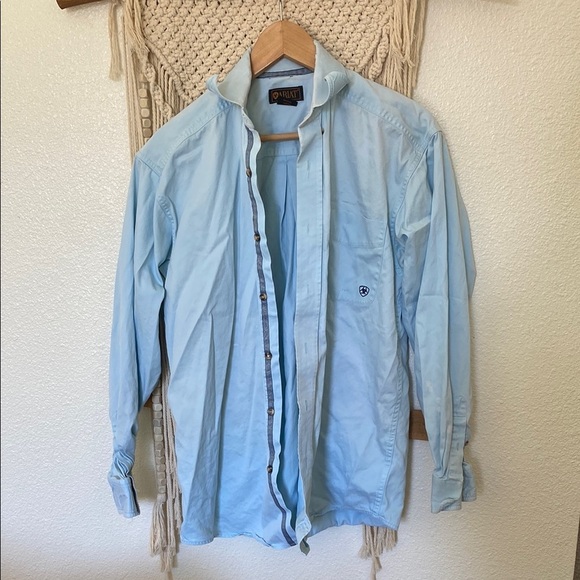 Vineyard Vines Other - Ariat Light Blue Button-Up Shirt medium
